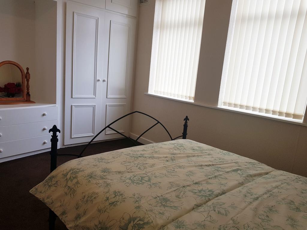 Blackpoolholidaylets Vicarage Lane * Blackpool